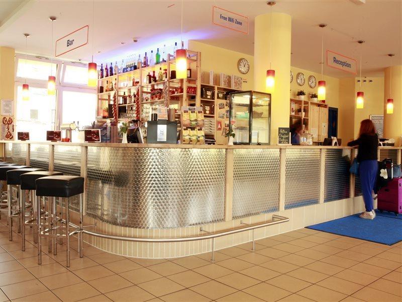 Hotel A&O Nuernberg Hauptbahnhof Esterno foto