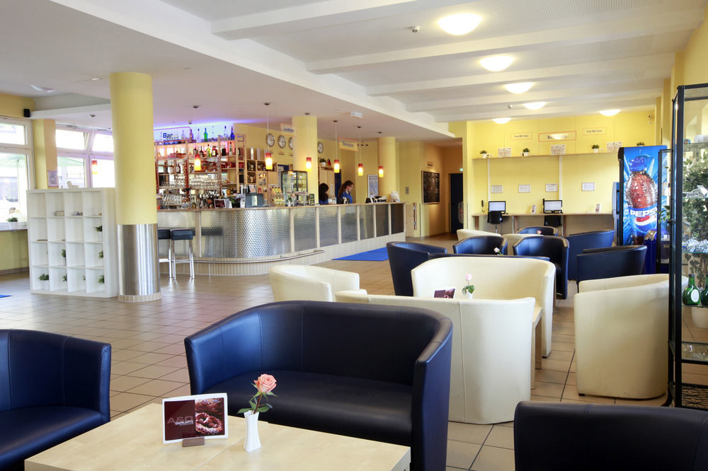 Hotel A&O Nuernberg Hauptbahnhof Esterno foto