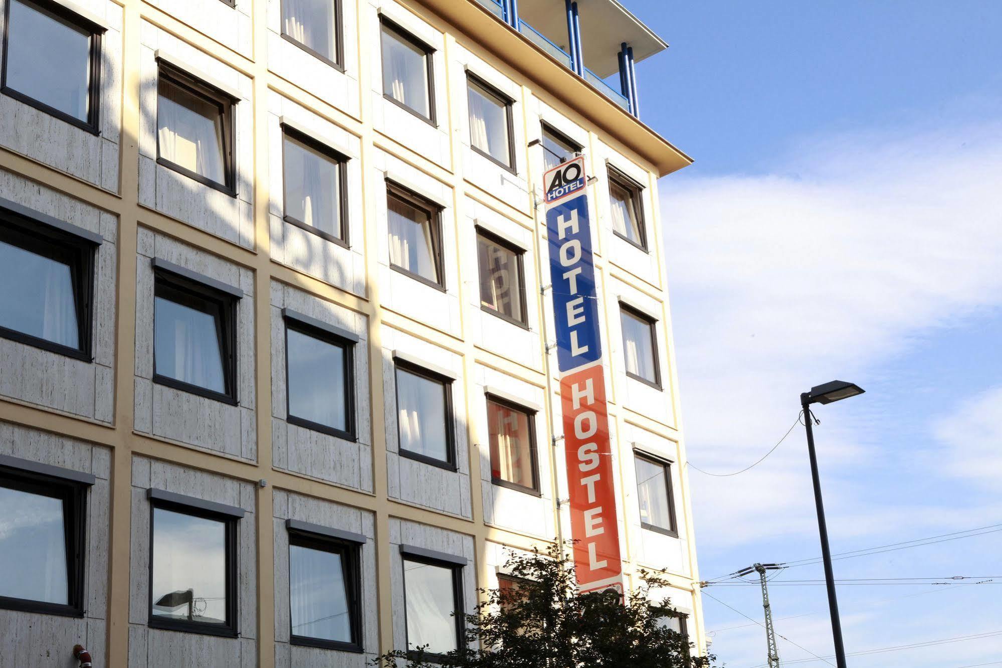 Hotel A&O Nuernberg Hauptbahnhof Esterno foto
